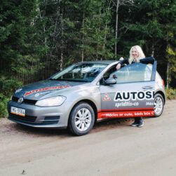 Autoskolas braukšanas instruktors Linda Šteinberga